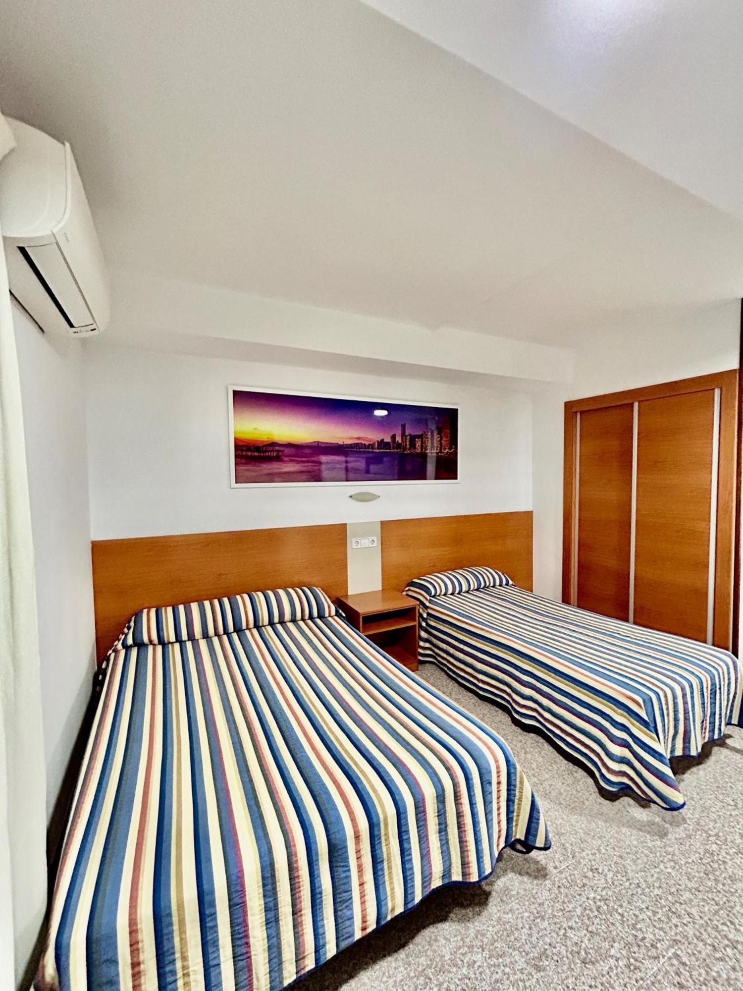 Pension La Orozca Benidorm Exterior foto